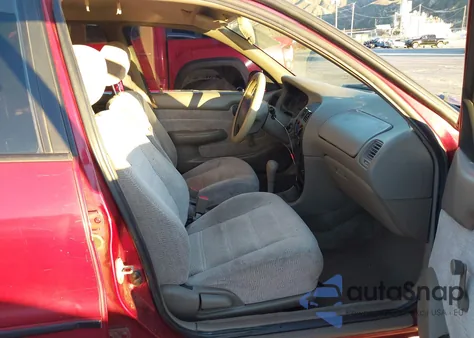 1996 Geo Prizm Lsi from USA, damaged, VIN 1Y1SK5267TZ002390